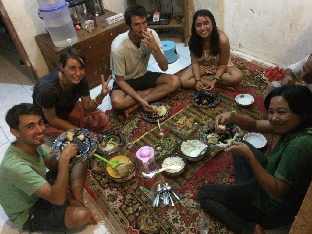 耶吉斯民宿 圣吉吉 外观 照片